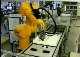 ROBOTS INDUSTRIALES TRABAJANDO | Recurso educativo 773751